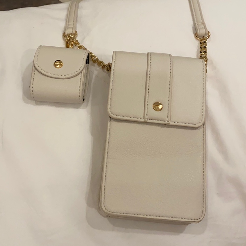 Cell phone purse